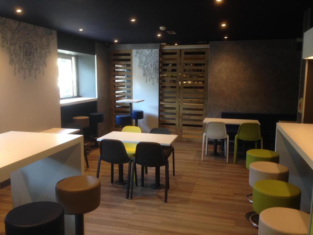 Ibis Budget Caen Centre Gare Exterior foto