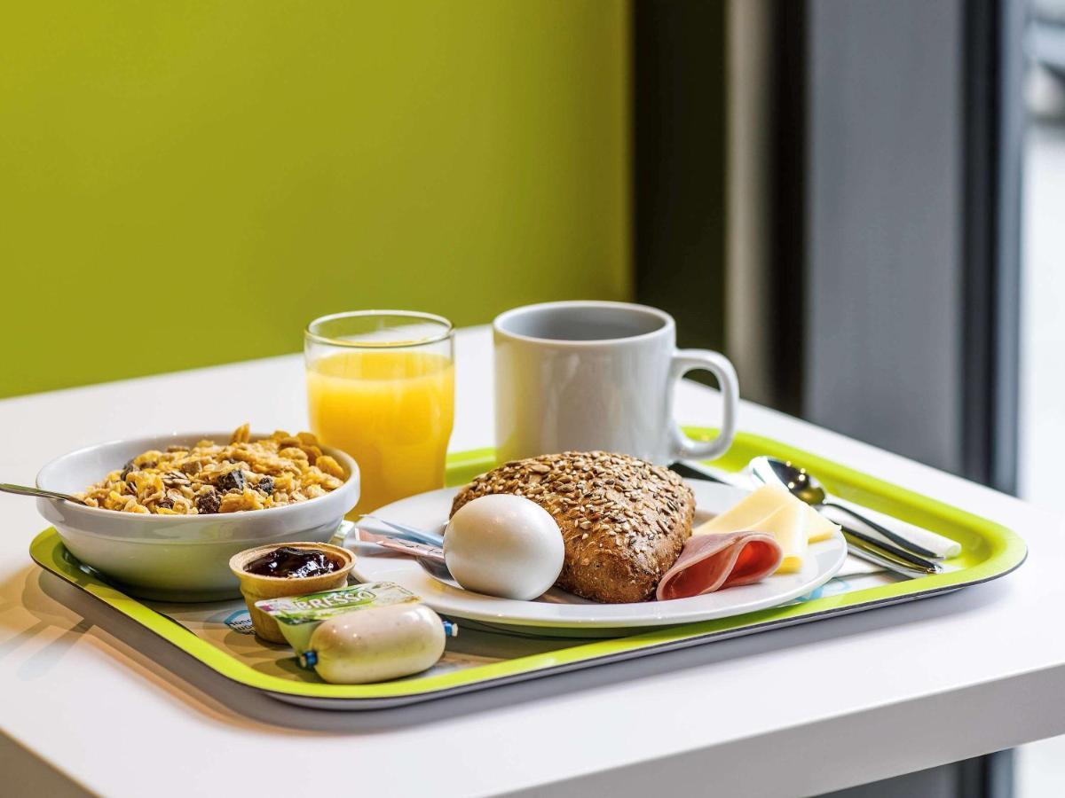 Ibis Budget Caen Centre Gare Exterior foto